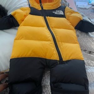 The Northface Snowsuit Baby 0-3 Month Worn Once Still Have Tags